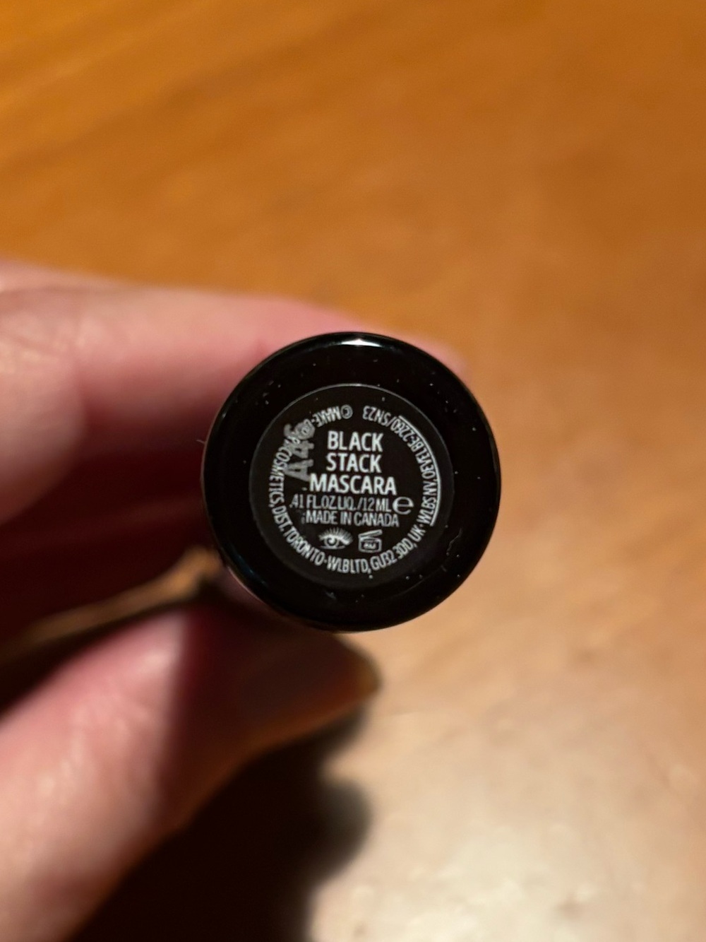 MAC MACStack Waterproof Mascara - Picture 7 of 16